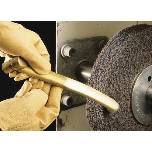 Meules de finition Scotch-Brite, 8" x 1", Arbre de 3" Pryde Industrial Inc.