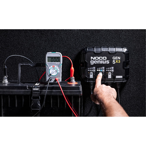 Genius&reg; Gen5X3 3-Bank, 15-Amp On-Board Battery Charger Pryde Industrial Inc.