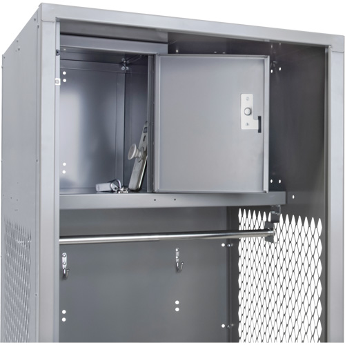 Casier pour &eacute;quipement, Acier, 24" la x 24" p x 72" h, Gris Pryde Industrial Inc.