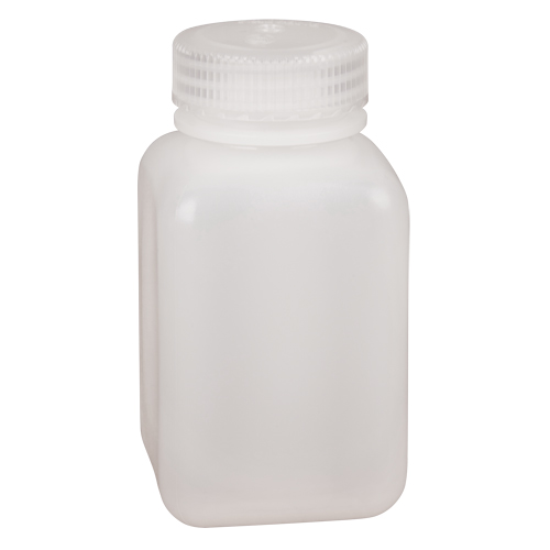 Bouteilles peu encombrantes &agrave; prise facile, Carr&eacute;e, 8 oz, Plastique Pryde Industrial Inc.