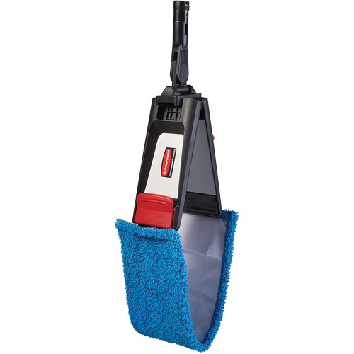 Adaptable Flat Mop Kit Pryde Industrial Inc.