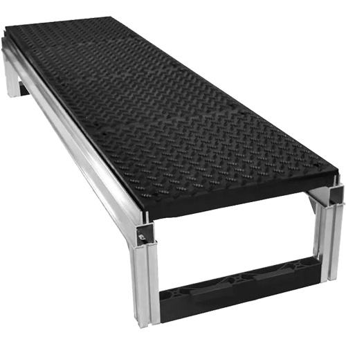 Trousse de plateforme de travail modulaire en aluminium avec surface &agrave; relief &agrave; larmes FOUNDATION, 18" la x 72" pr, Capacit&eacute; de 400 lb, Enti&egrave;rement soud&eacute; Pryde Industrial Inc.