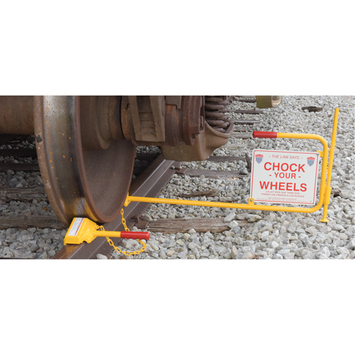 Single Rail Chock With Flag Rail Combo Pryde Industrial Inc.