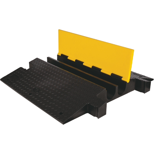 Protecteur de c&acirc;ble &agrave; traverse extr&ecirc;me Yellow Jacket, 2 canaux, 35,75" lo x 42,125" la x 5,125" h Pryde Industrial Inc.