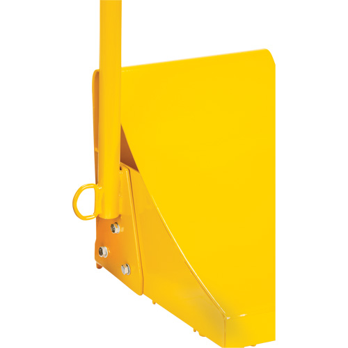 Ice Chock with Ergonomic Handle, Steel, Yellow, 8-1/16" W x 10-5/8" D x 8-13/16" H Pryde Industrial Inc.
