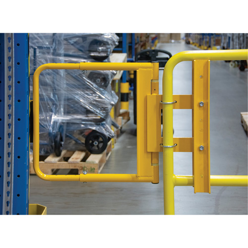 Safety Swing Gate, 21" H x 16" - 26" W Pryde Industrial Inc.