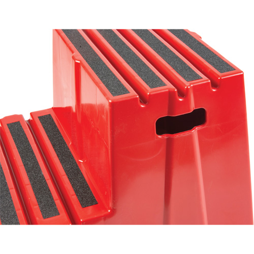 Industrial Step Stool, 2 Steps, 26" x 22-7/16" x 19-11/16" High Pryde Industrial Inc.