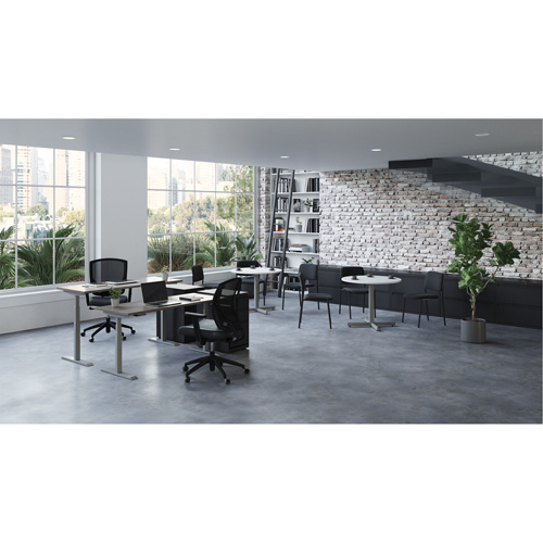 Table rectangulaire &agrave; hauteur r&eacute;glable Newland Pryde Industrial Inc.
