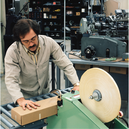 Rubans adh&eacute;sifs opaques 8934 Tartan, &eacute;paisseur 4 mils, 12 mm (1/2") x 55 m (180')  Pryde Industrial Inc.