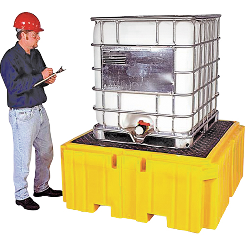 GRV Spill Pallet Plus avec drain, Capacit&eacute; de d&eacute;versement 365 gal. US, 62" x 62" x 28" Pryde Industrial Inc.