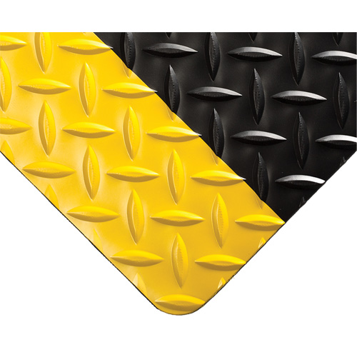 Tapis Diamond-Plate pour tableau de contr&ocirc;le no 701, 3' la x 75' lo, 1/4" &eacute;paisseur, Noir/Jaune, PVC Pryde Industrial Inc.
