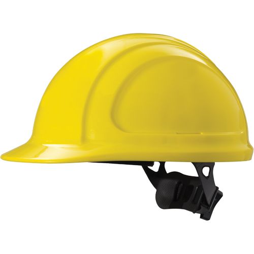 Casque de s&eacute;curit&eacute; North Zone, R&eacute;pond aux normes CSA type 1, Suspension Rochet, Non ventil&eacute; Pryde Industrial Inc.