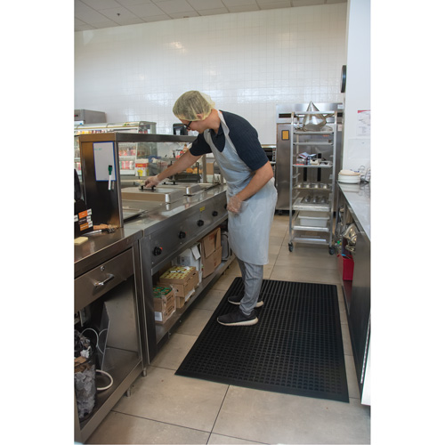 Tapis antifatigue, &agrave; fentes, 3' x 5' x 7/8", Noir, Caoutchouc naturel Pryde Industrial Inc.