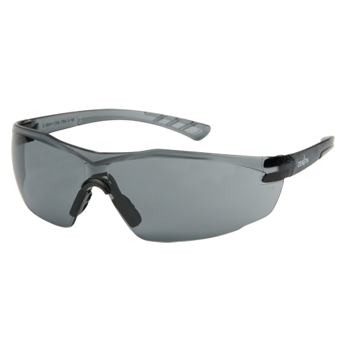 Lunettes de s&eacute;curit&eacute; s&eacute;rie Z700, Lentille Grise/fum&eacute;e, Anti-&eacute;gratignures, R&eacute;pond ou surpasse la norme CSA Z94.3 Pryde Industrial Inc.