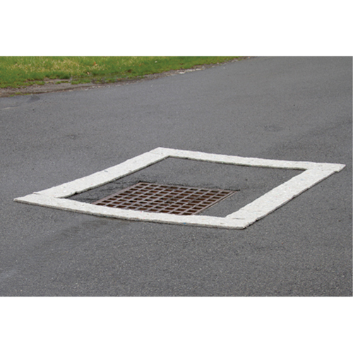 Spilltration Husky Strips, Oil Only, 64" x 8", 4 gal. Absorbancy Pryde Industrial Inc.