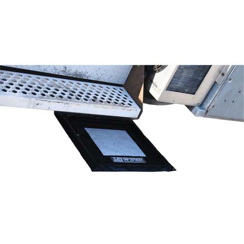 Drip Defender Spill Collection Pad, Oil Only, 15" x 13", 0.2 gal. Absorbancy Pryde Industrial Inc.