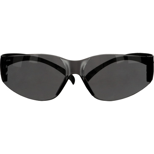 Lunettes de protection de s&eacute;rie 100 SecureFit, Lentille Gris, Antibu&eacute;e/Anti-&eacute;gratignures, ANSI Z87+/R&eacute;pond ou surpasse la norme CSA Z94.3 Pryde Industrial Inc.