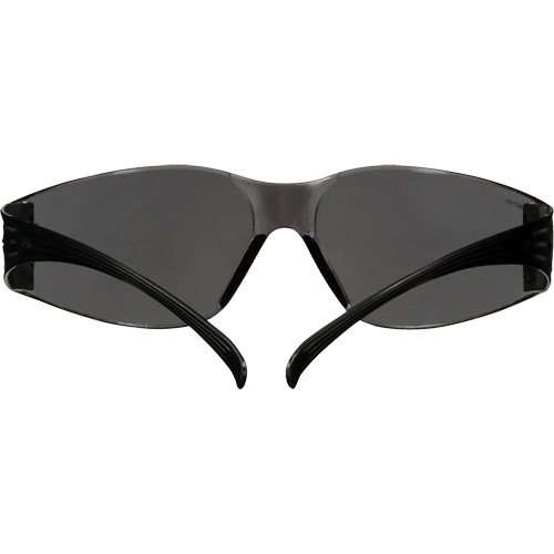 Lunettes de protection de s&eacute;rie 100 SecureFit, Lentille Gris, Antibu&eacute;e/Anti-&eacute;gratignures, ANSI Z87+/R&eacute;pond ou surpasse la norme CSA Z94.3 Pryde Industrial Inc.