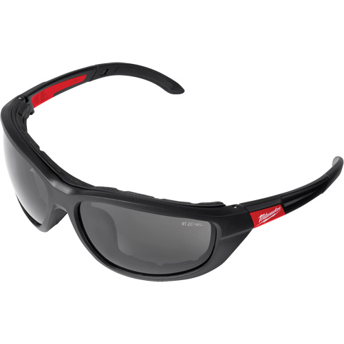 Lunettes de s&eacute;curit&eacute; performantes avec joint, Lentille Noir, Polaris&eacute;, R&eacute;pond ou surpasse la norme CSA Z94.3 Pryde Industrial Inc.