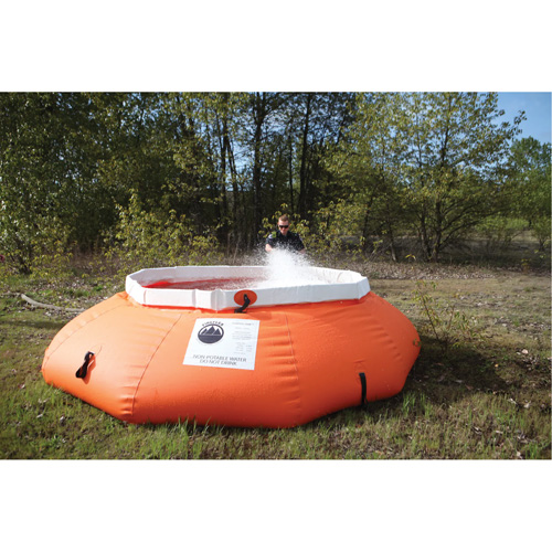 R&eacute;servoir d'eau d'usage multiple Pumpkin Tank Pryde Industrial Inc.