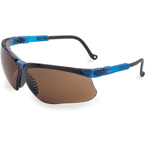 Lunettes de s&eacute;curit&eacute; Uvex Genesis, Lentille Brun, Antibu&eacute;e/Anti-&eacute;gratignures, R&eacute;pond ou surpasse la norme CSA Z94.3 Pryde Industrial Inc.