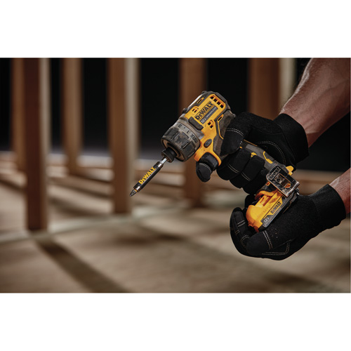 Xtreme Brushless Screwdriver Kit, 1/4", 12 V, 200 UWO Max. Torque, Lithium-Ion Battery Pryde Industrial Inc.