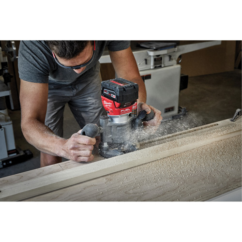Base plongeante pour toupie compacte Pryde Industrial Inc.