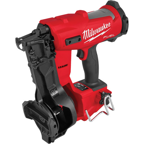 Cloueuse M18 Fuel pour bobine de toiture (outil seulement), 18 V, Lithium-ion Pryde Industrial Inc.