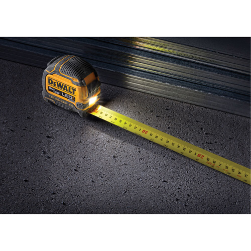 Ruban &agrave; mesurer TOUGHSERIES &agrave; lampe, 26'/8 m, Marques de goujon Imp&eacute;rial & m&eacute;trique Pryde Industrial Inc.