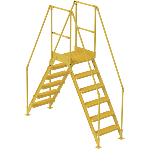 &eacute;chelles de liaison, 92" Port&eacute;e hors tout, 60" ha x 24" p, 24" Largeur de la marche Pryde Industrial Inc.