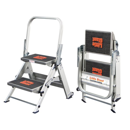 Safety Stepladder, 1.5', Aluminum, 300 lbs. Capacity, Type 1A Pryde Industrial Inc.