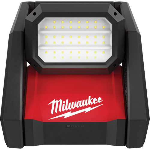 Projecteur d'illumination &agrave; alimentation double M18 Rover, DEL, 2000/4000/1200 lumens, Boîtier en Plastique Pryde Industrial Inc.
