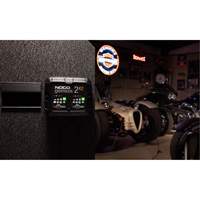 Chargeur de batterie 2 sorties de 4 A Genius 2X2 Pryde Industrial Inc.