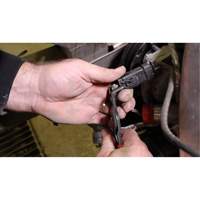 85-Degree Disconnect Pliers Pryde Industrial Inc.