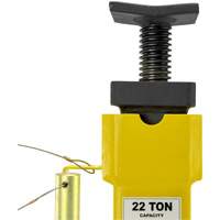Jack Stands with Adjustable Screw Top Saddle, Locking Pin, 15-1/2" - 20-1/2" H Pryde Industrial Inc.