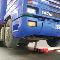 Cric &agrave; 4 &eacute;tapes, 17 tonne(s)/28 tonne(s)/55 tonnes/88 tonnes, Air comprim&eacute;/hydraulique Pryde Industrial Inc.