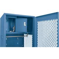 Casier pour &eacute;quipement avec porte, Acier, 24" la x 18" p x 72" h, Bleu fonc&eacute; Pryde Industrial Inc.