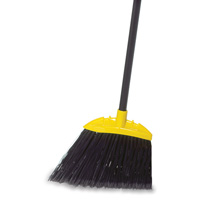 Balai angulaire lisse jumbo, Longueuer de 56-7/8" Pryde Industrial Inc.