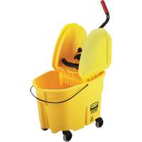 Ensemble de seau pour vadrouille et essoreuse WaveBrake, Pression vers le bas, 8,75 gal. US (35 pintes), Jaune Pryde Industrial Inc.