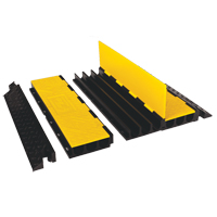 Ensemble de protection de c&acirc;bles Yellow Jacket, 3 canaux, 36" lo x 18,5" la x 3" h Pryde Industrial Inc.