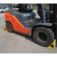 Cales-roue en fer Pryde Industrial Inc.
