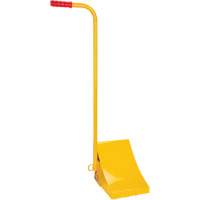 Ice Chock with Ergonomic Handle, Steel, Yellow, 8-1/16" W x 10-5/8" D x 8-13/16" H Pryde Industrial Inc.