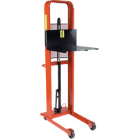 Gerbeur hydraulique &agrave; plateforme, M&eacute;canisme Pompe au pied, Capacit&eacute; de 1000 lb, Levage max de 80" Pryde Industrial Inc.