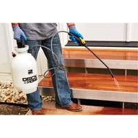 Deck & Home Universal Sprayer, 2 gal. (9 L), Polyethylene, 15" Wand Pryde Industrial Inc.