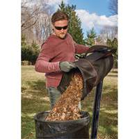 Souffleur/aspirateur/broyeur de feuilles 3-en-1 VacPack, Vitesse d'air 250 mi/h, &eacute;lectrique Pryde Industrial Inc.