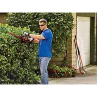 Max* PowerCut Cordless Hedge Trimmer Kit, 22", 20 V, Battery Powered Pryde Industrial Inc.