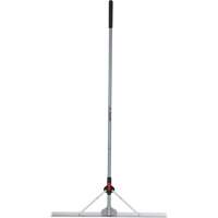 R&acirc;teau &agrave; niveler pour am&eacute;nagement paysager avec t&ecirc;te pliante, Manche Fibre de verre, 36" la, Lame Aluminium Pryde Industrial Inc.