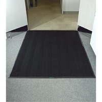 WaterHog&reg; Max Herringbone Classic Mat, Wiper/Scraper, 6' x 6' x 3/8", Black Smoke Pryde Industrial Inc.