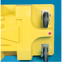 Chariots Poly-Spillcart, 66,5" lo x 29" la x 43,9" h, Cap. de d&eacute;versement 57 gal. US Pryde Industrial Inc.