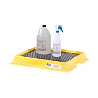 Plateaux Poly-Labtray, 25,5" lo x 22" la x 3,25" h, Cap. de d&eacute;versement 2,5 gal. US Pryde Industrial Inc.